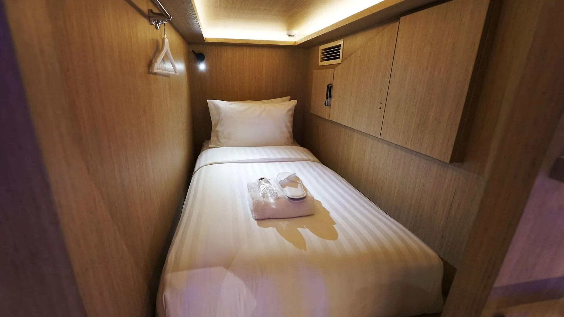 Hotel Sleepy Kiwi Backpacker Hostel - Bugis Singapore