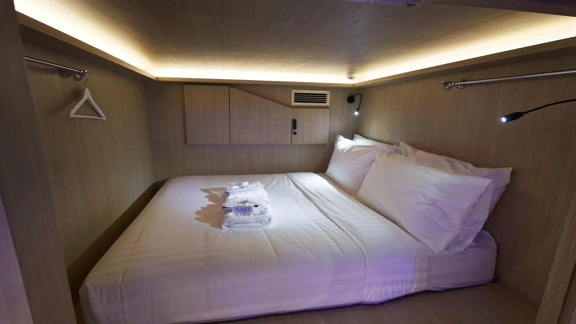 Sleepy Kiwi Backpacker Hostel - Bugis Singapore 2*,  Singapore