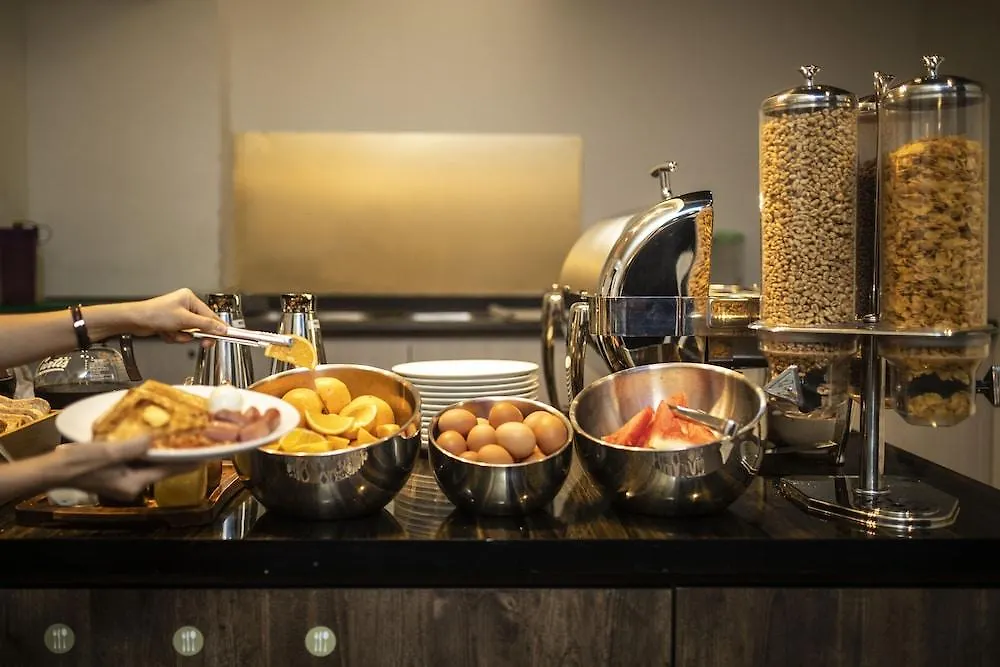 Sleepy Kiwi Backpacker Hostel - Bugis Singapore 2*,  Singapore