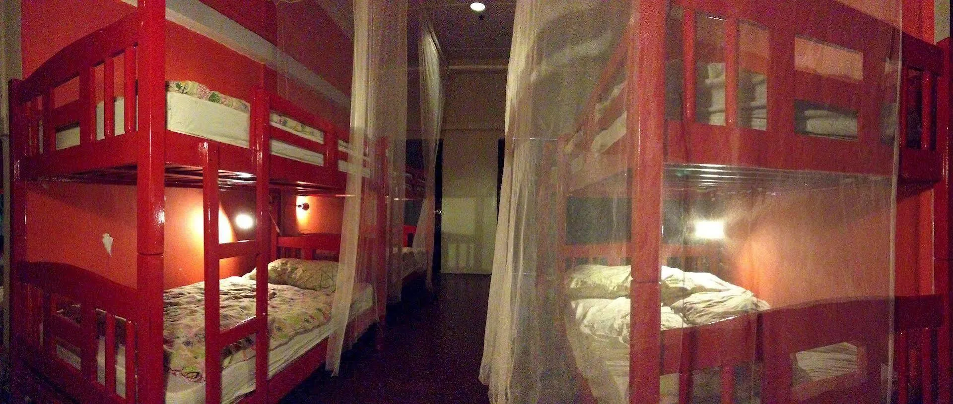 Sleepy Kiwi Backpacker Hostel - Bugis Singapore 2*,  Singapore